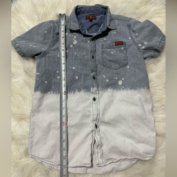 Boys 7 for all Mankind Acid Wash Button Up Top size Medium - Picture 4 of 5